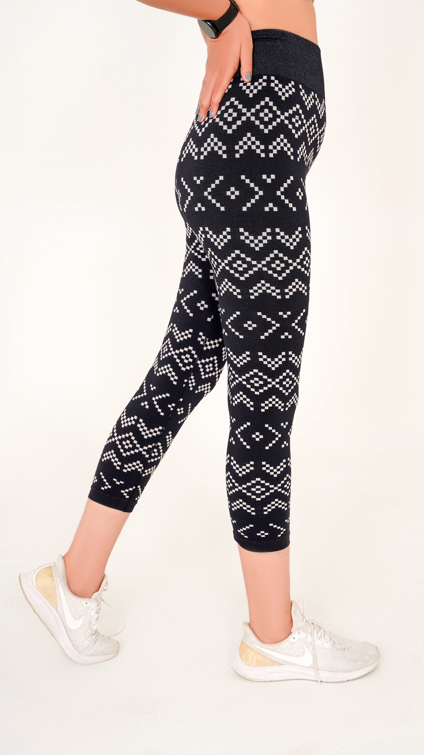 GeoNoir Seamless Leggings