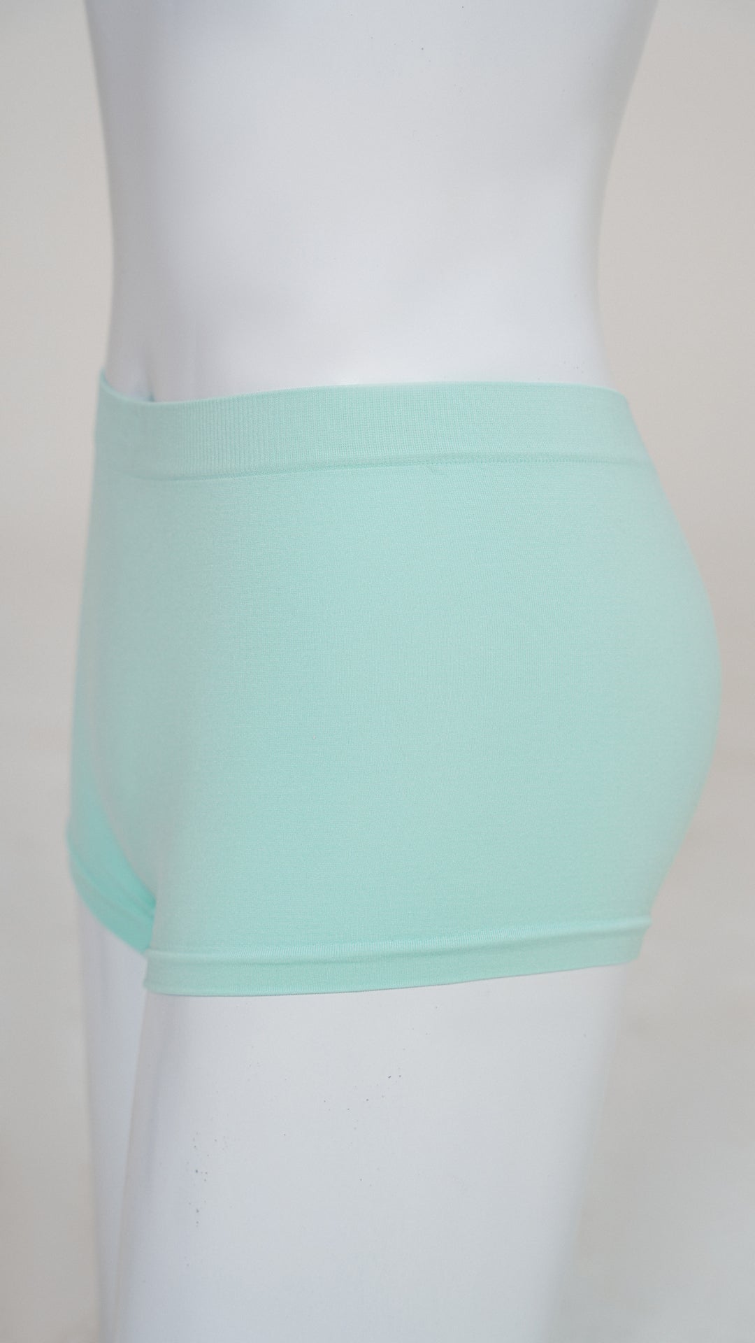 Seamless Boys Short