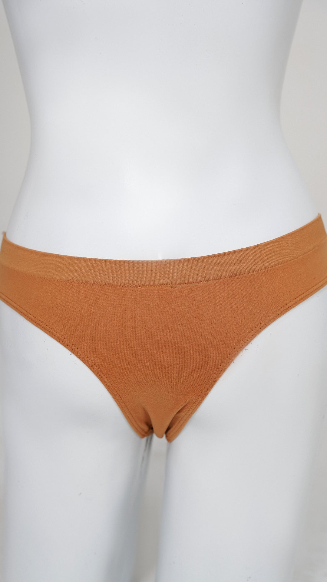 Drop-Needle Seamless Thong