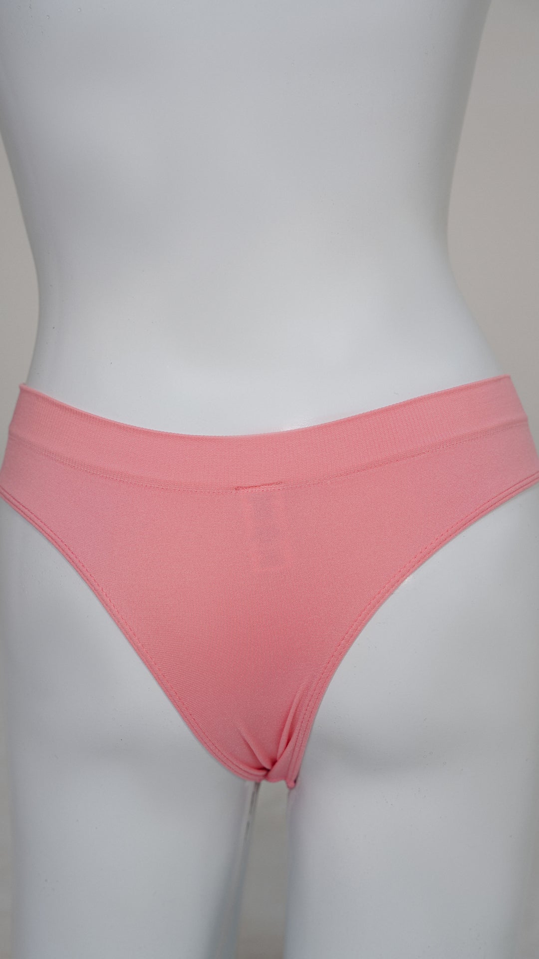 Drop-Needle Seamless Thong