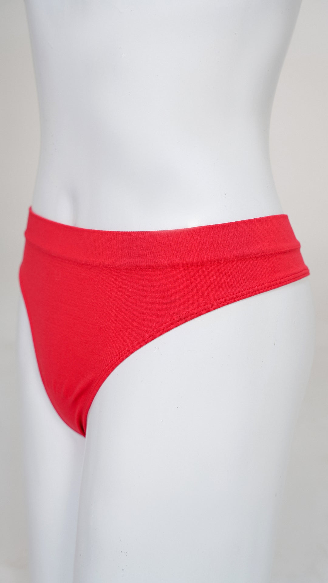 Drop-Needle Seamless Thong