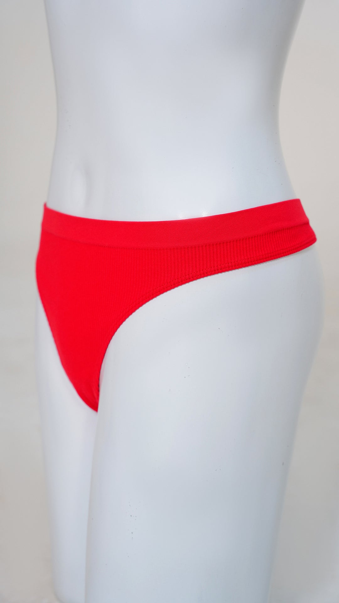 Drop-Needle Seamless Thong